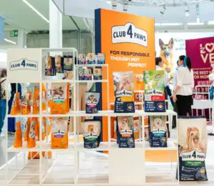 Kormotech oferă peste 650 de poziţii sub mărcile Optimeal, Delickcious, Club 4 Paws, My Love