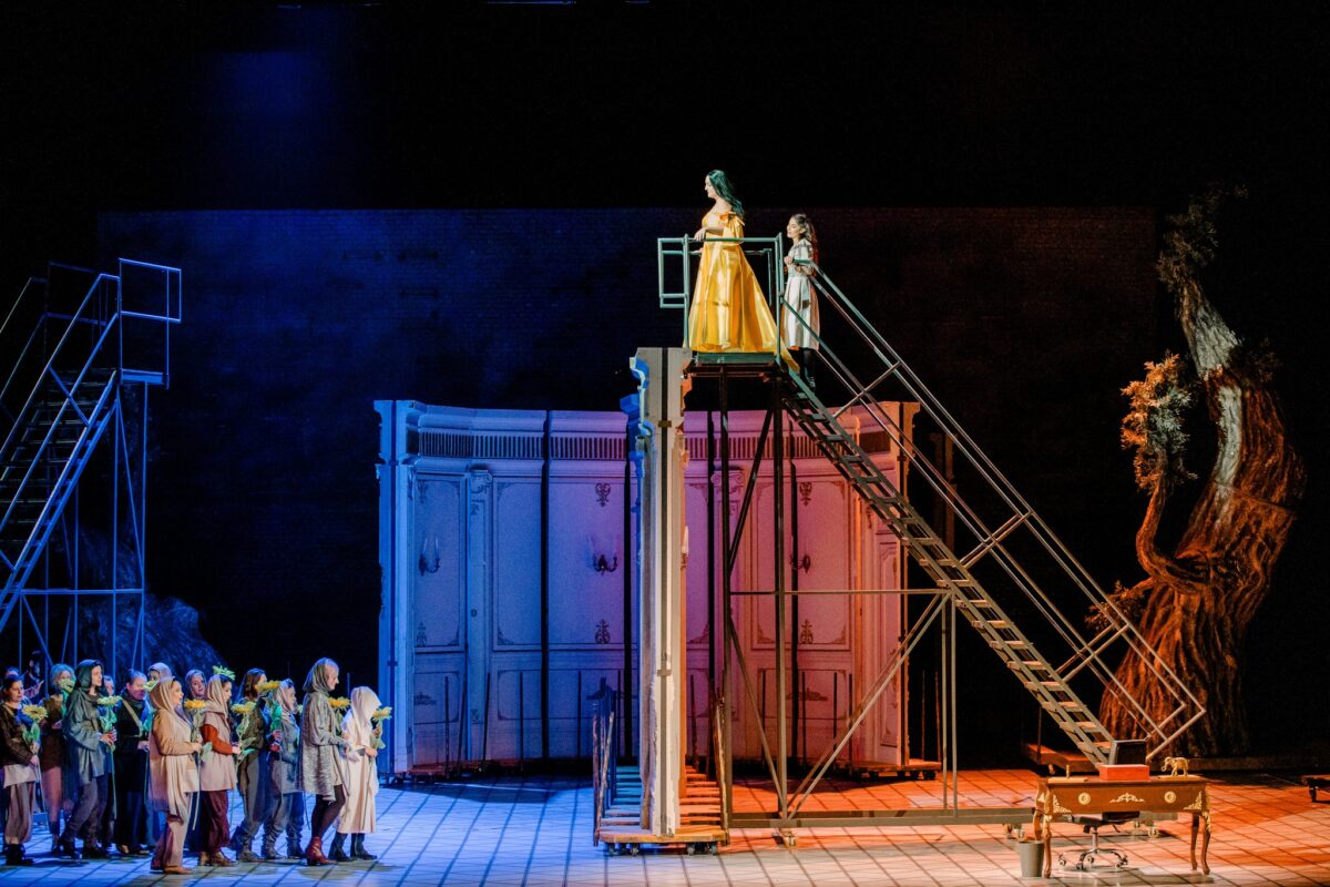 Bărbierul din Sevilla, Tango. Radio & Juliet și Nunta lui Figaro, la final de noiembrie pe scena Operei Naționale București