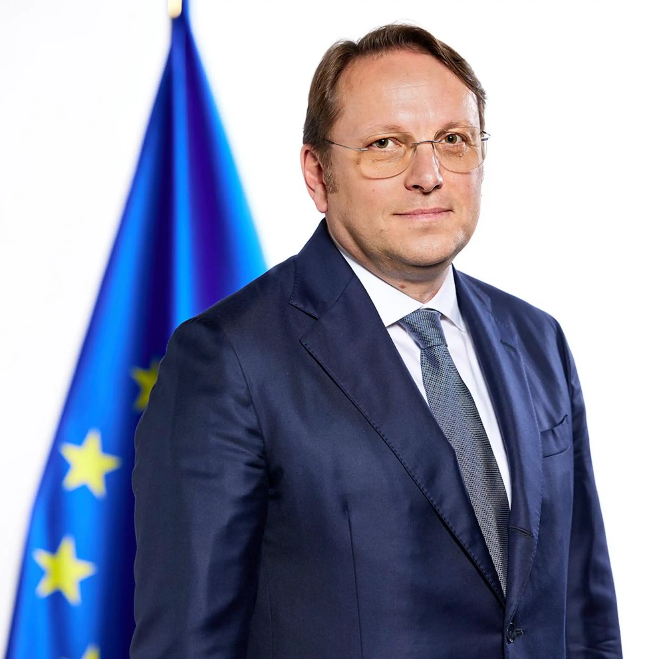 Oliver Varhelyi