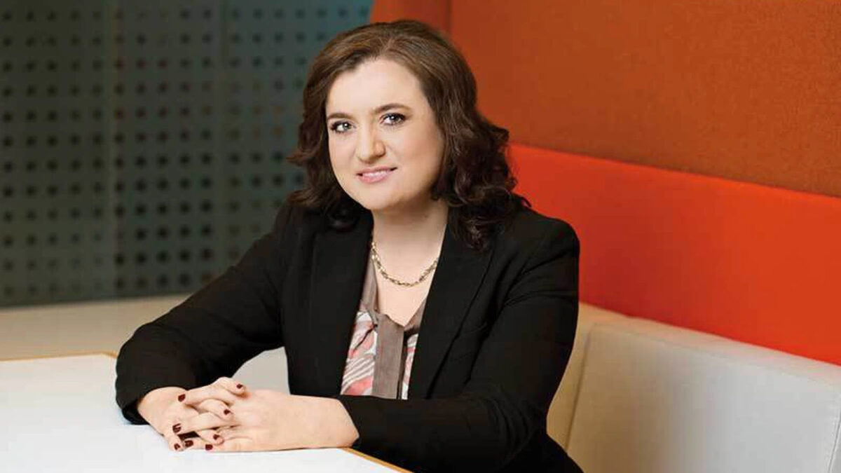 Raluca Țintoiu, Deputy CEO & Head of Wholesale Banking, ING Bank România