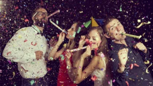 Revelion 2025 în România Stațiuni de vis pentru toate buzunarele, de la luxul Sinaiei la farmecul Maramureșului