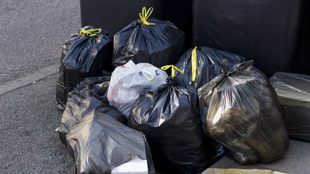 Se pun lacăte pe ghene! Poliția Locală caută prin pubele să vadă dacă cetățeanul a preselectat sau nu