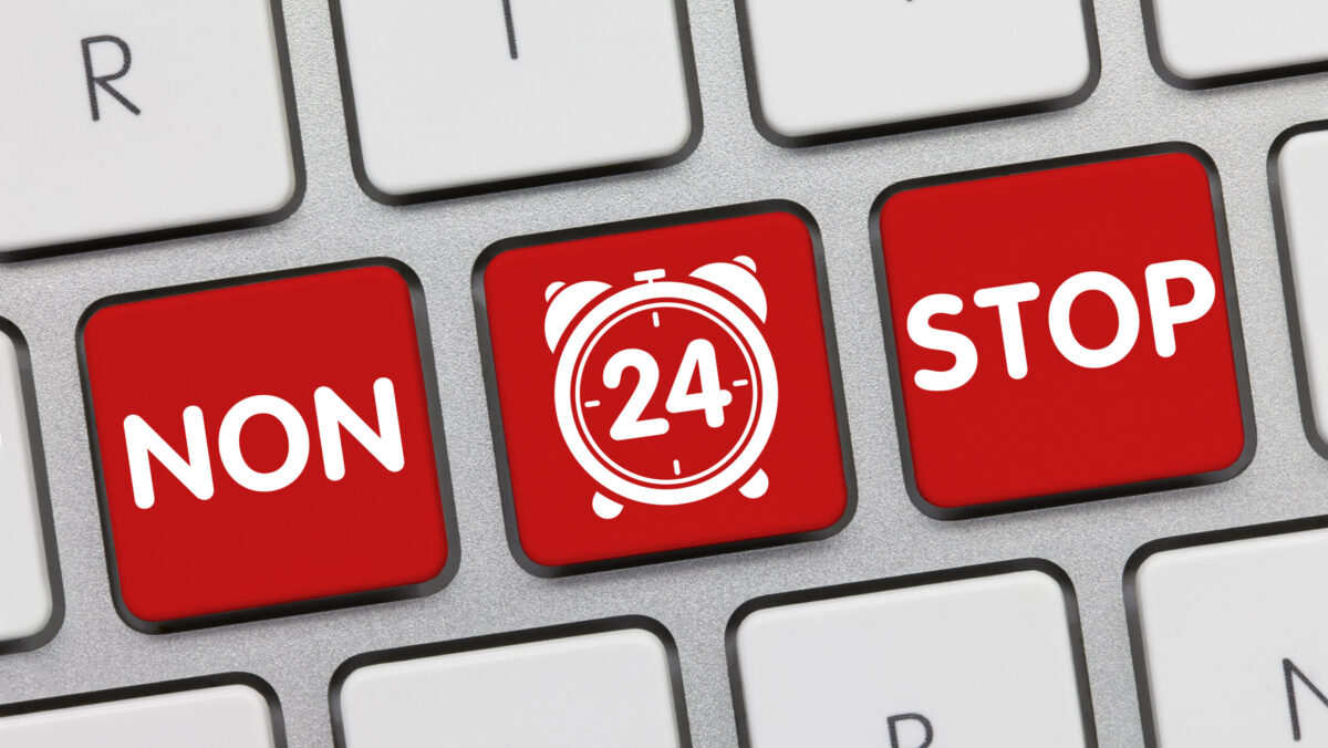 Taxă majorată după ora 22:00. Programul prelungit ar putea obliga comercianții la costuri mai mari: Majorarea este justificată