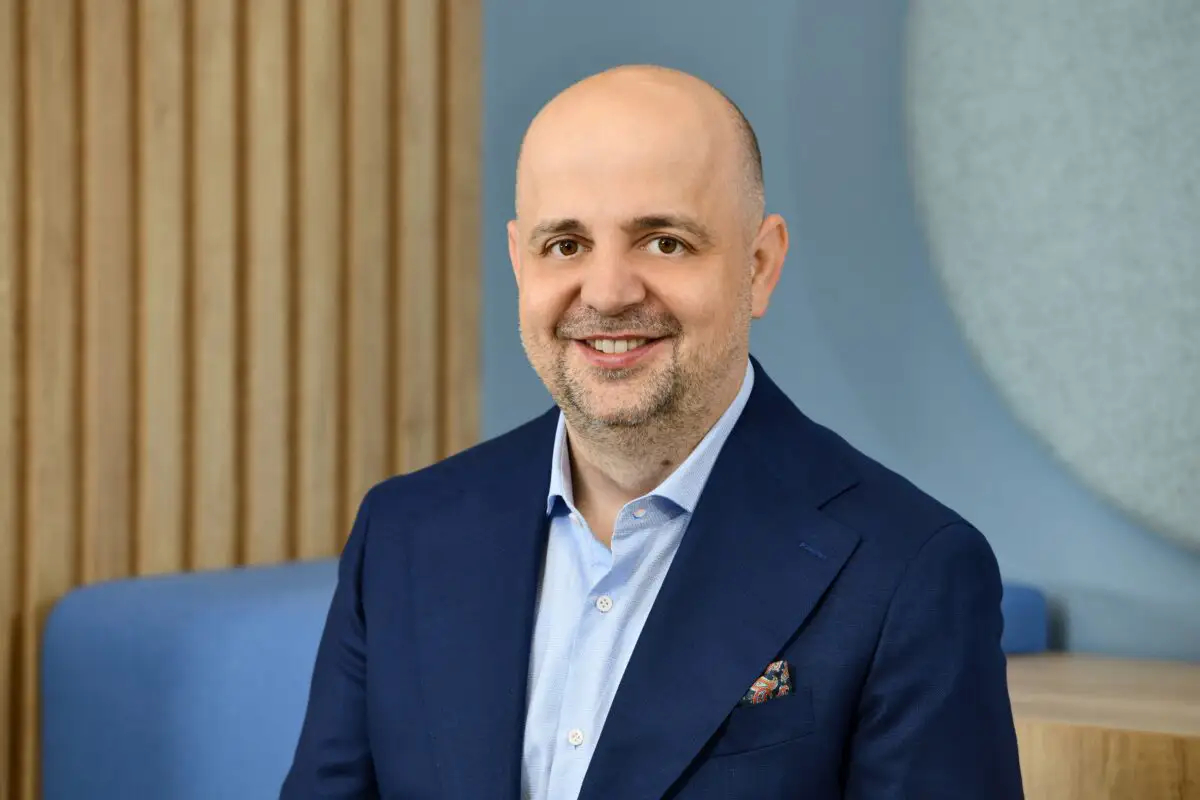 Allianz-Țiriac: Generația Z simte anxietate și nesiguranță când se gândește la viitor