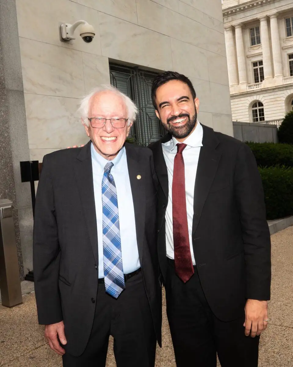Zohran Mamdani si Bernie Sanders