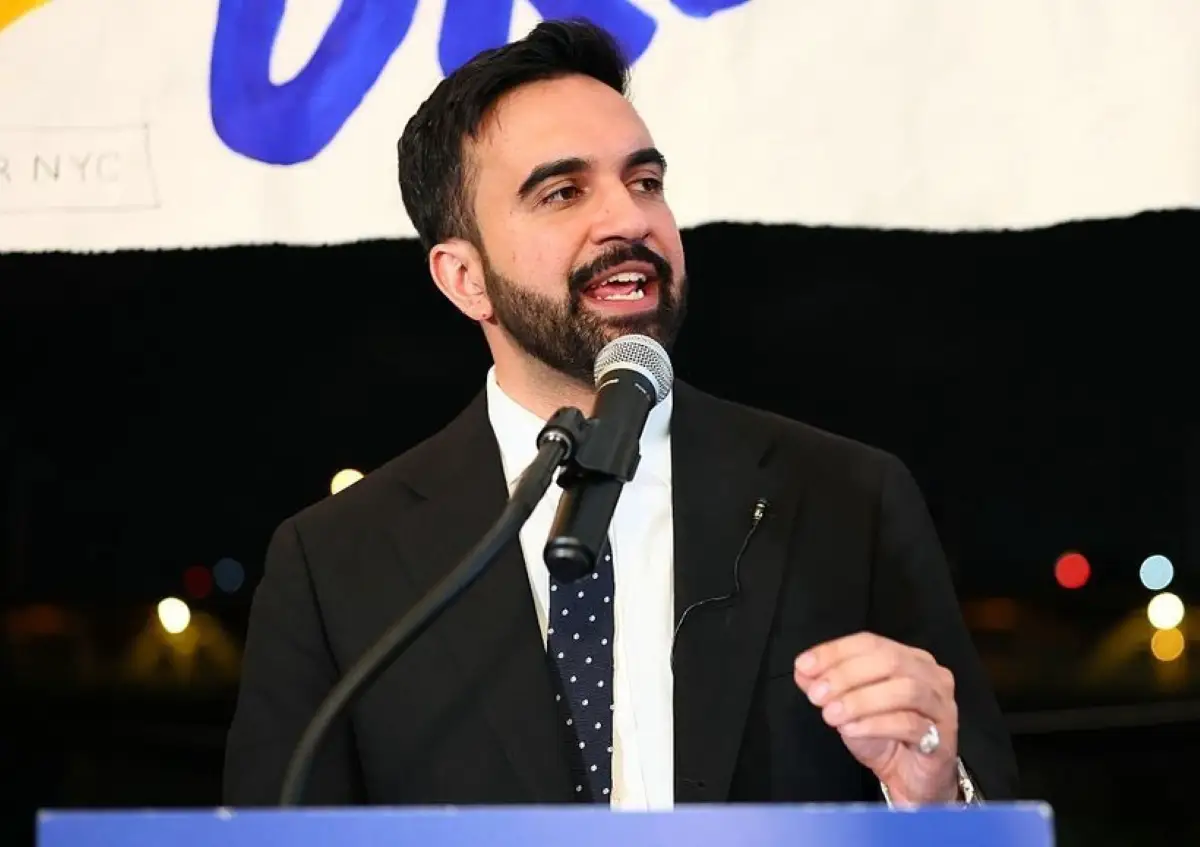 Zohran Mamdani, un musulman de origine indiană, a câștigat alegerile pentru funcția de primar în New York. Mesaj pentru Trump