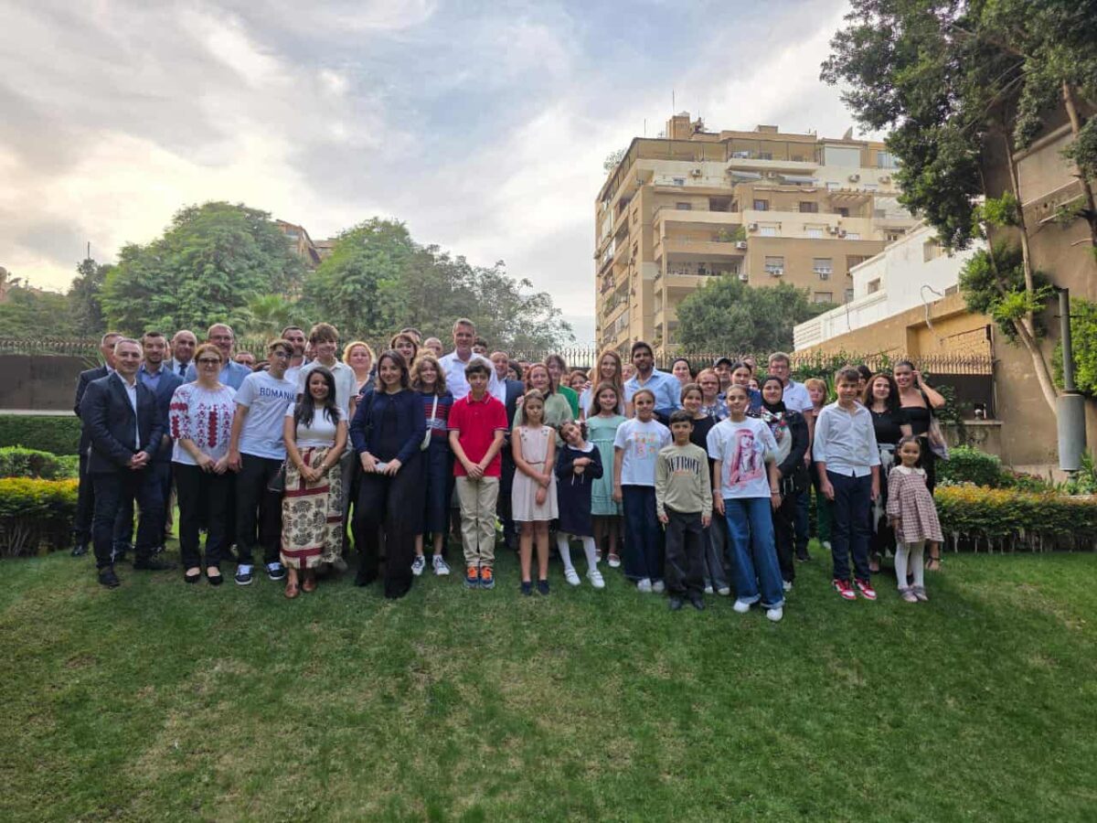 Ionuț Moșteanu alături de comunitatea din Egipt