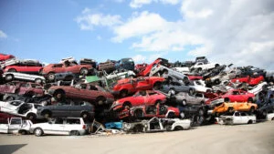 Norme noi pentru vehicule în 2025. Reguli clare pentru radierea din oficiu a mașinilor