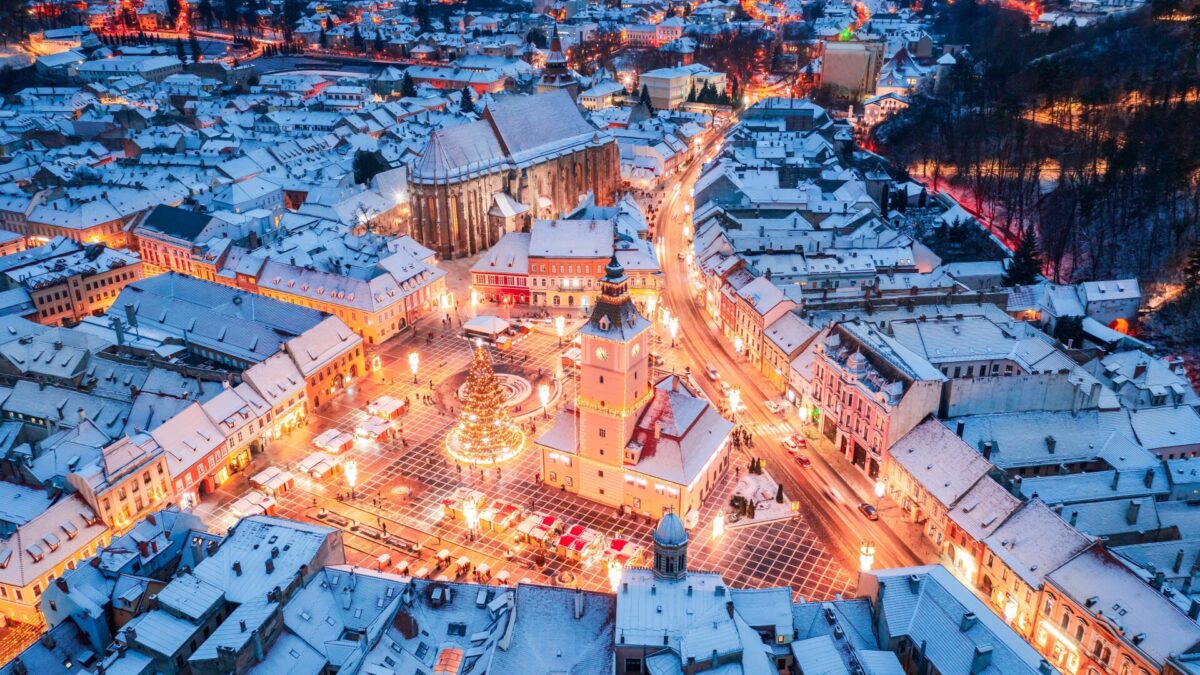 Crăciunul în Brașov. Târg, lumini și ritmul calm al unui oraș de poveste Exclusiv