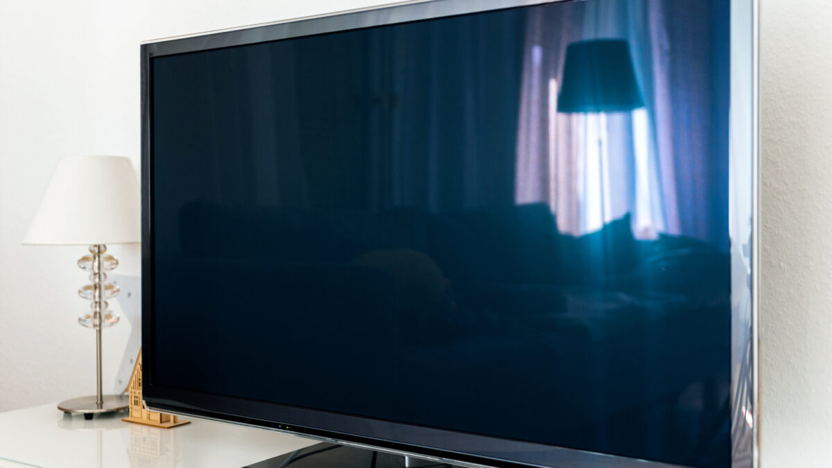 Proprietarii de case și apartamente sunt despăgubiți. Rețeaua electrică achită banii dacă se strică electrocasnicul. Se depune cerere în 10 zile