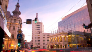 Capitala are nevoie de infrastructură modernă. Chisăliță Este ca un organism bolnav cronic, candidaţii îi dau calmante şi ne spun că e pe tratament