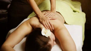 Caz de lepră confirmat în România. Ancheta vizează o angajată a unui salon SPA