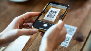 Cod QR, fraude, scanare