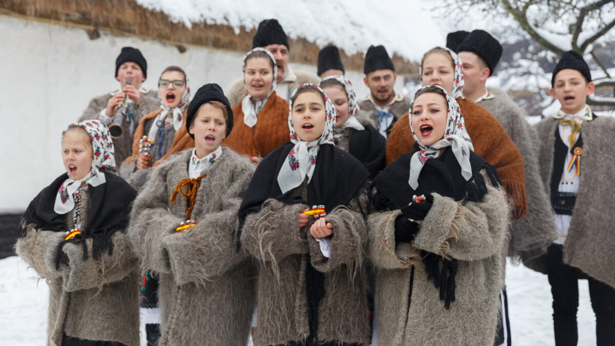 Crăciun fericit! Superstiții românești de Crăciun. Tradiții străvechi care aduc sănătate, belșug și protecție în anul care vine