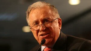 De unde a venit forța interioară a lui Ion Iliescu Mesianismul acesta devine susținut în cazul lui. Este un fel de conștiință, de profunzime