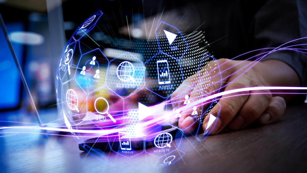 România digitalizează fragmentat, dar vrea interoperabilitate. Oana Gheorghiu: În vara aceasta cloud-ul guvernamental va deveni complet operabil