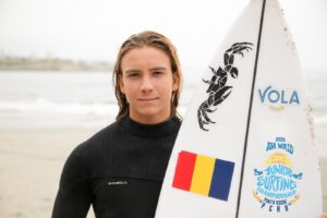 Aris Gabriel Voicu, primul surfer român din istorie calificat la Campionatul Mondial de Surf