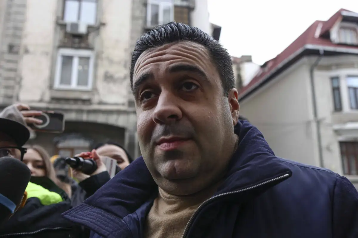 UPDATE: Percheziţii DNA în Bucureşti şi Ilfov. Suspiciuni de corupție. Răzvan Cuc a fost reținut de procurori