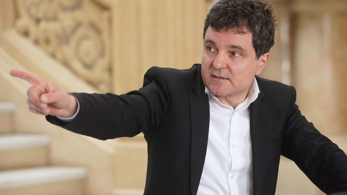Ce se întâmplă cu salariul minim și alocațiile. Nicușor Dan: Partidele au opinii diferite, e o discuție pe care o va tranșa Coaliția