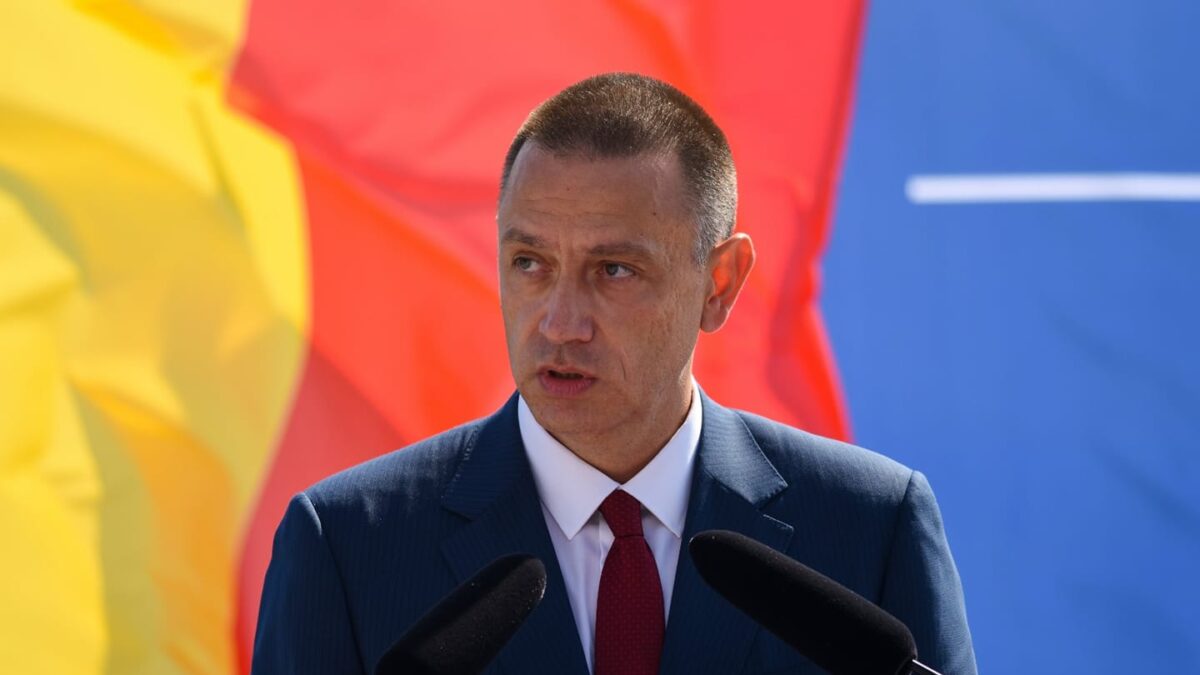 România, fără ministru plin al Apărării de peste 72 de ore. Mihai Fifor: O crasă lipsă de respect față de Armata României și față de aliații noștri din NATO
