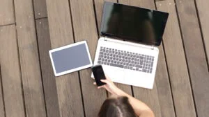 Telefon mobil, smartphone, laptop, tabletă