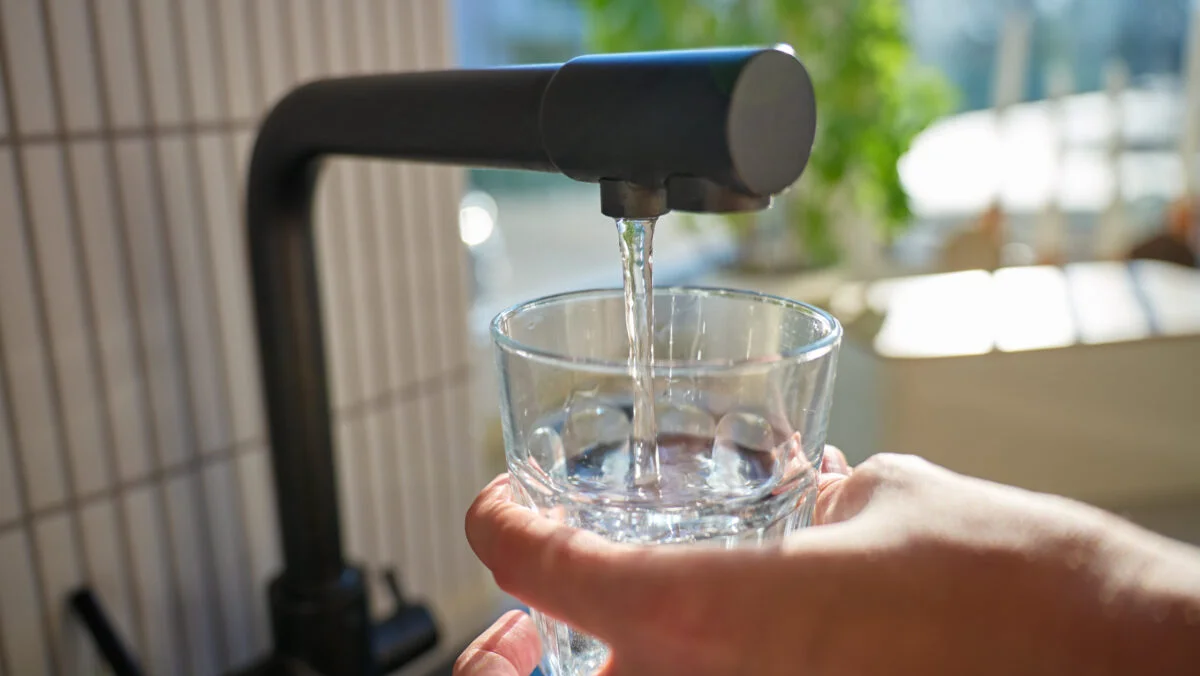 UE a dat ordin tuturor statelor membre. Obligatoriu și în România începând de luni: O preocupare din ce în ce mai mare pentru apa potabilă