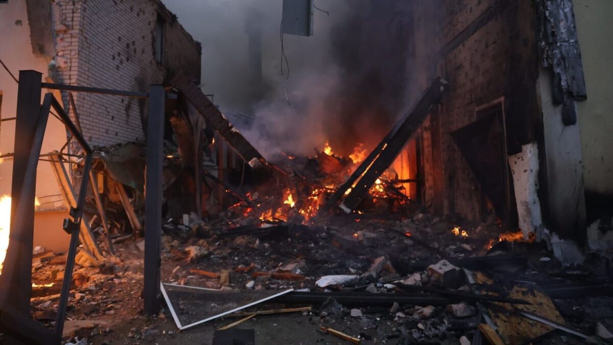 Rusia a atacat Ucraina cu drone și rachete. Alerte de raid aerian în aproape toată țara