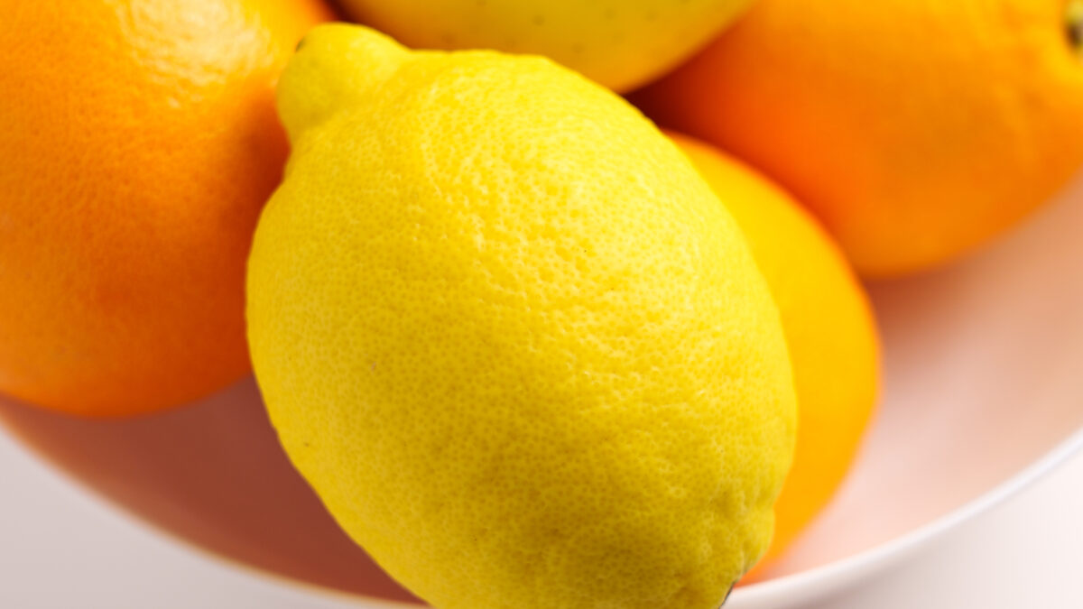 Directorul ANPC a răbufnit: Suntem bătaia de joc a importatorilor de citrice şi al achizitorilor din marketuri!