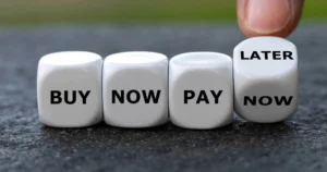 Sistemul „Buy Now, Pay Later” a început să facă tot mai mulți adepți printre români (sursă foto: Dreamstime)