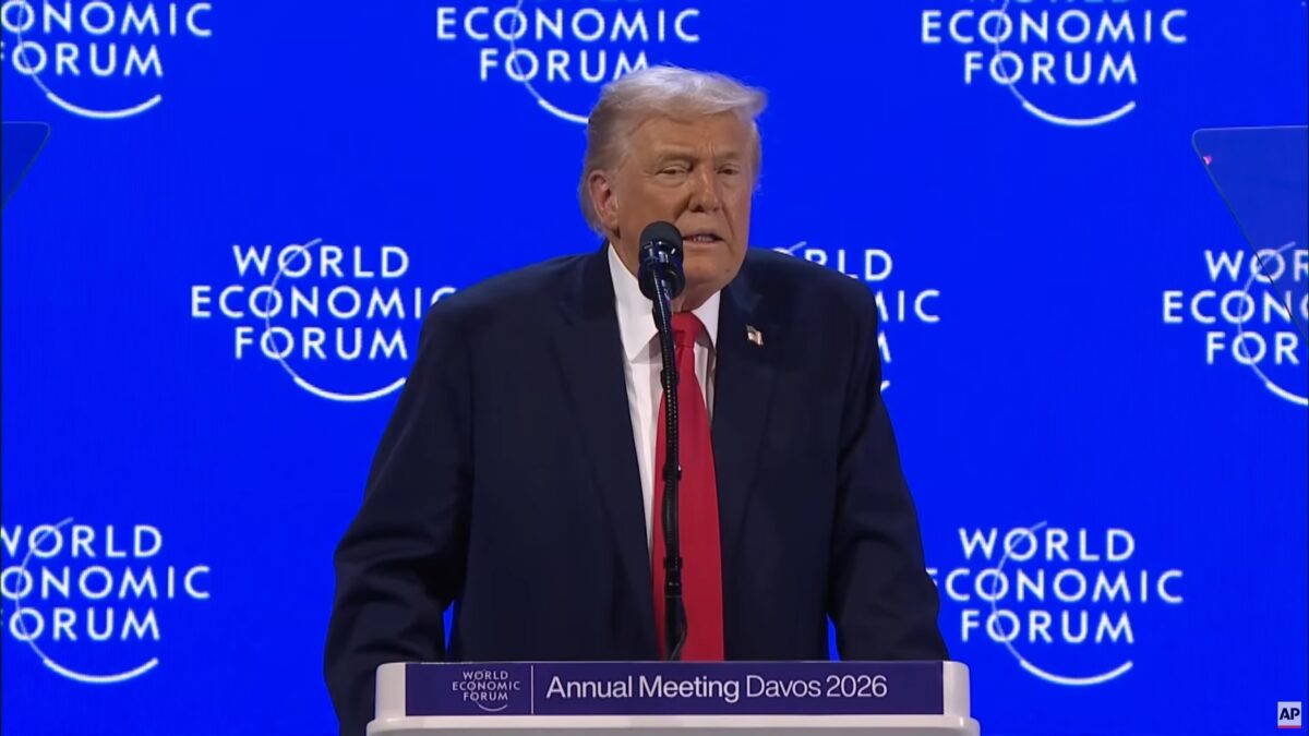 Donald Trump vrea să cumpere Groenlanda. Discurs la Davos, în fața liderilor lumii: Fără noi, ați fi vorbit cu toții germană și puțină japoneză