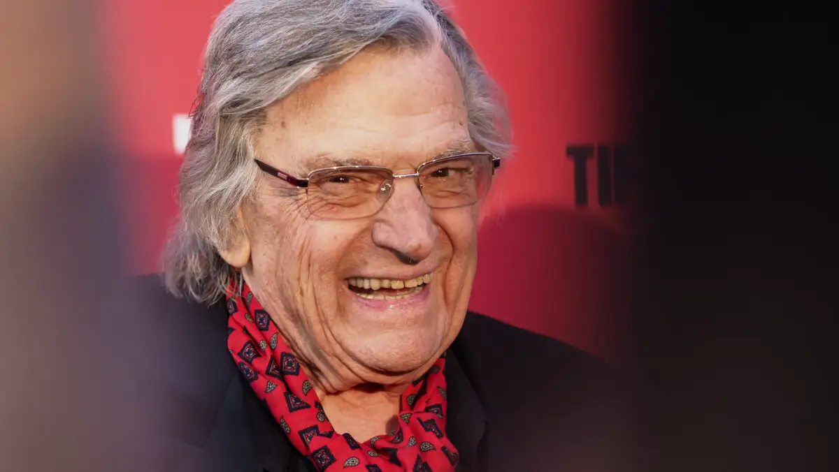 Lumea e în lacrimi. Marele actor Florin Piersic: Să nu mă uitați prea repede (video)