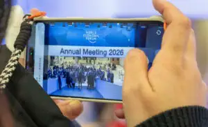 Culisele Forumului de la Davos. Adrian Severin: Se vor aduna, în mare parte, niște submediocri; sunt curios de întâlnirea dintre Trump și „pensionarii” de acolo