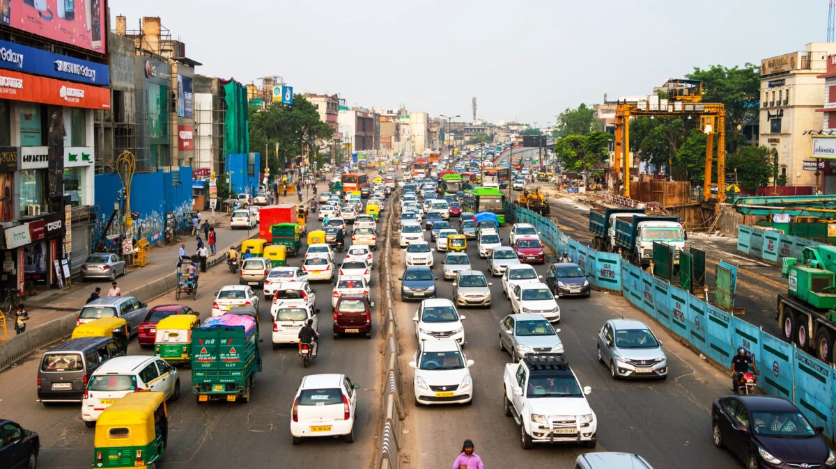 India, trafic, masini