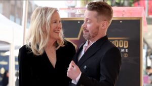 Macaulay Culkin si Catherine O’Hara