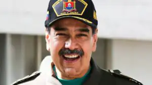 Vicepreşedinta Venezuelei a declarat că Maduro e președintele țării. Autoritățile cheamă la arme toate forțele din stat