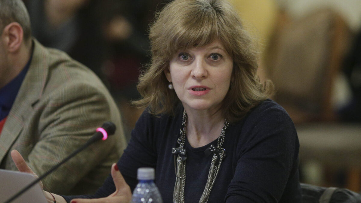 Guvernul analizează 185 de companii inactive, cu pierderi de 14 mld. lei. Oana Gheorghiu: TAROM poate fi privatizată prin bursă sau parteneriat public-privat