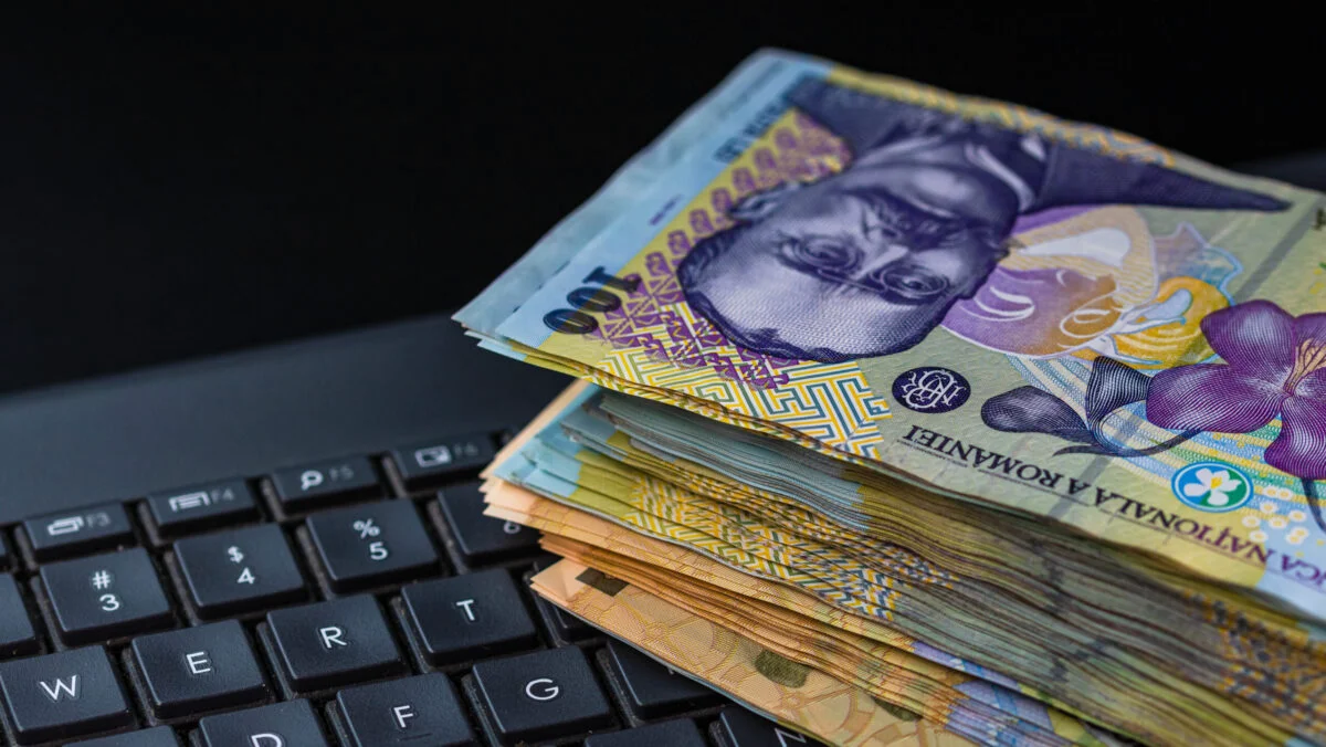 Plafoane CAS și CASS 2026. Ce taxe vor plăti românii după creșterea salariului minim