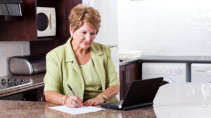 pensii, pensie, pensia, pensionară