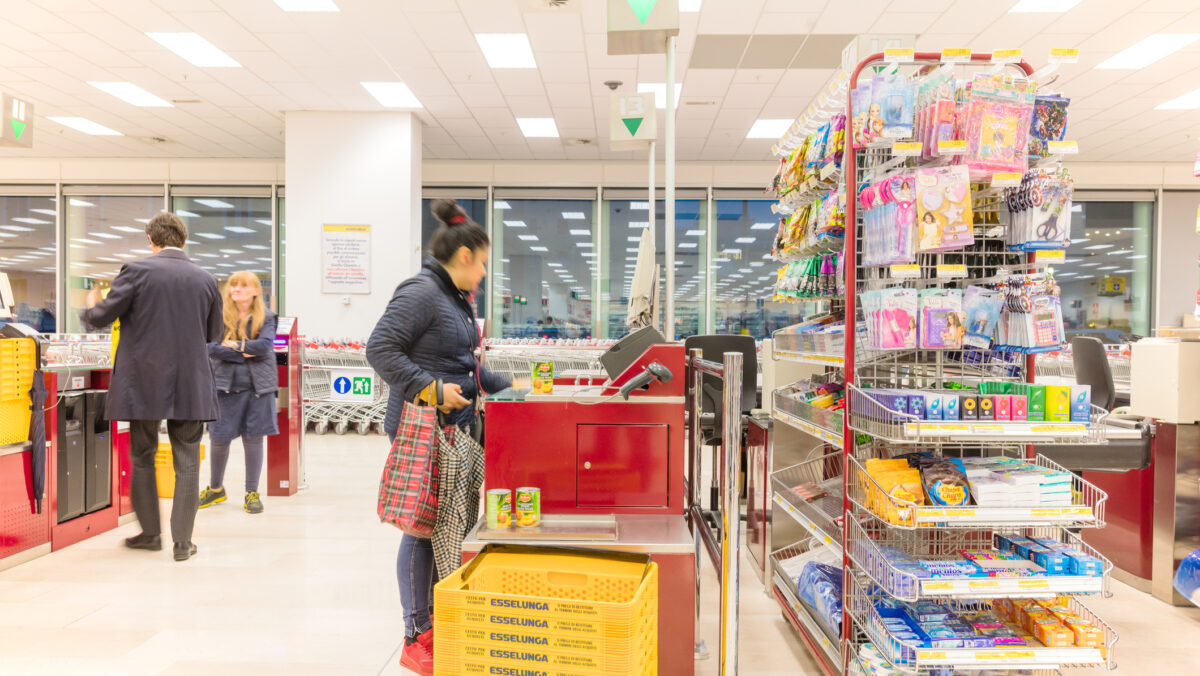 Supermarketurile ar putea fi închise duminica și de marile sărbători. Proiect în țara unde locuiesc peste un milion de români
