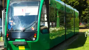 Biletele de autobuz și tramvai vor costa doar 1 leu într-un oraș din România. Noile prețuri intră în vigoare începând cu 1 august
