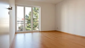 Apartament gol, nelocuit