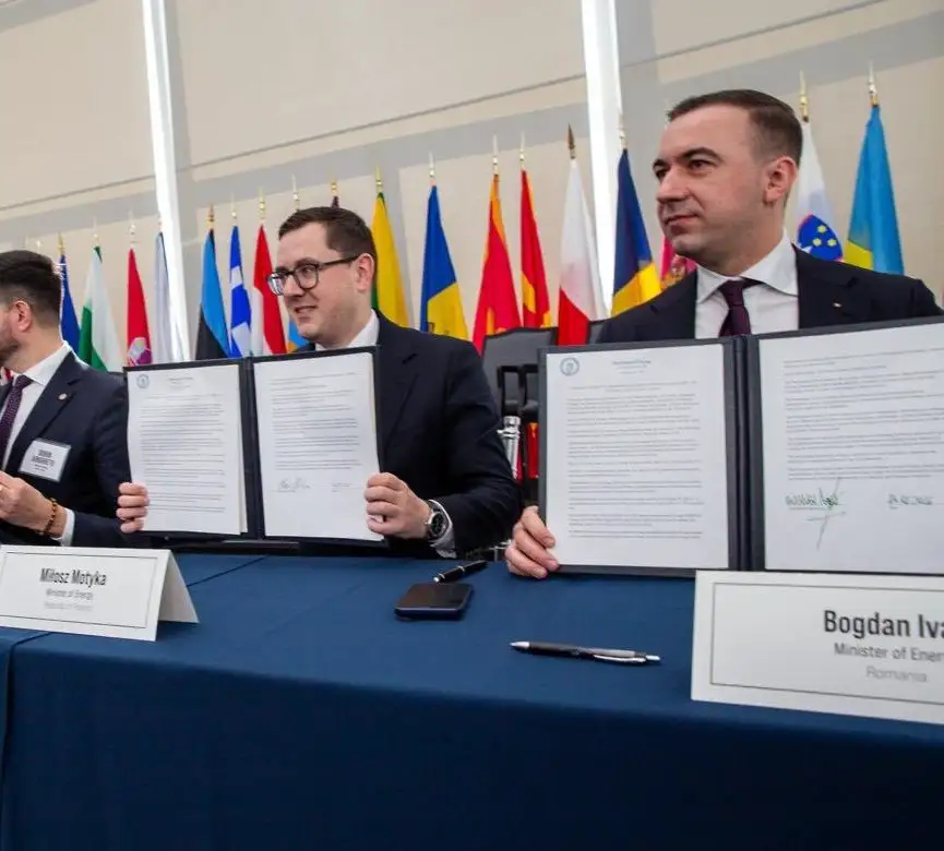 Bogdan Ivan a semnat la Washington declarația comună pentru consolidarea securităţii aprovizionării cu gaze naturale în Europa Centrală şi de Est