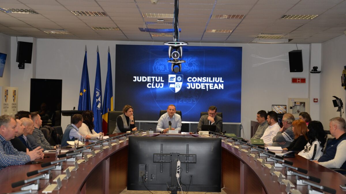 Primăriile din Județul Cluj, înrolate în platforma digitală Ghișeul Unic. Vor putea elibera acte de urbanism online