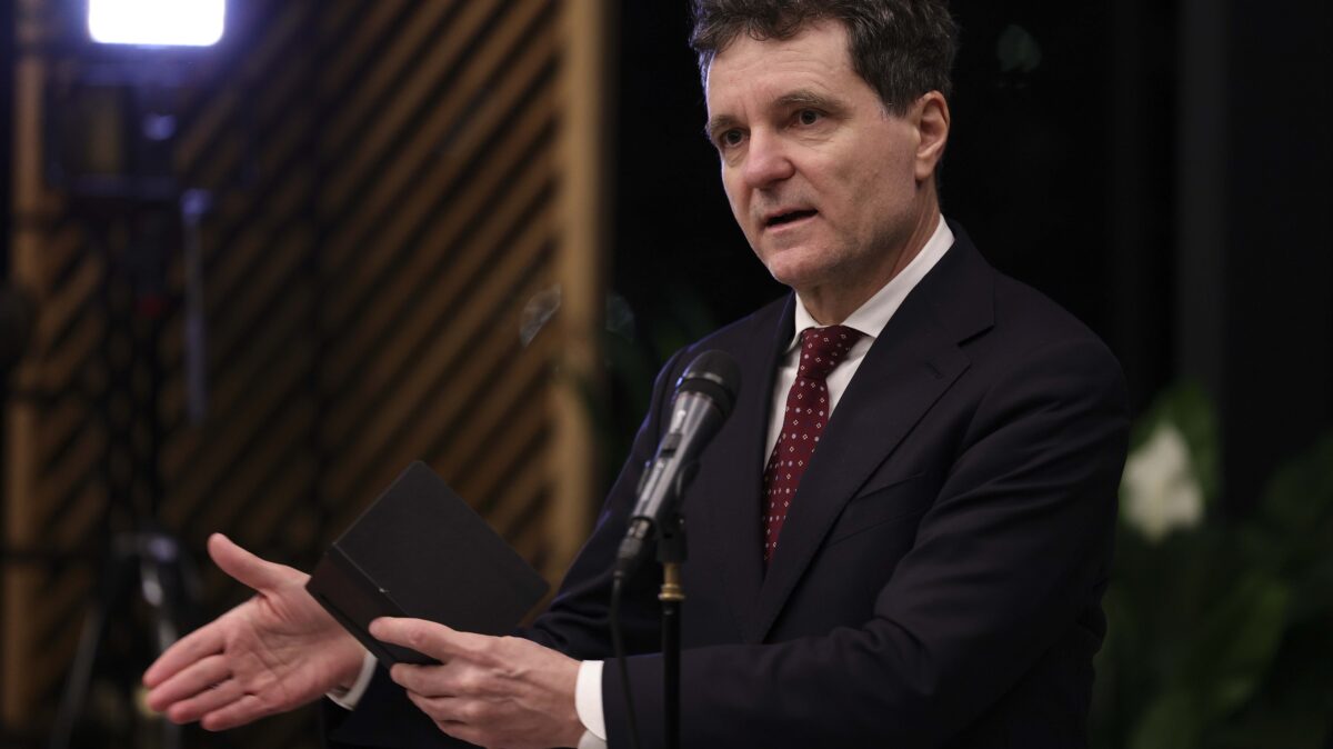 Nicușor Dan le mulțumește maghiarilor: Să ne reamintim cât de important a fost sprijinul lor! Mesaj de Ziua Maghiarilor de Pretutindeni