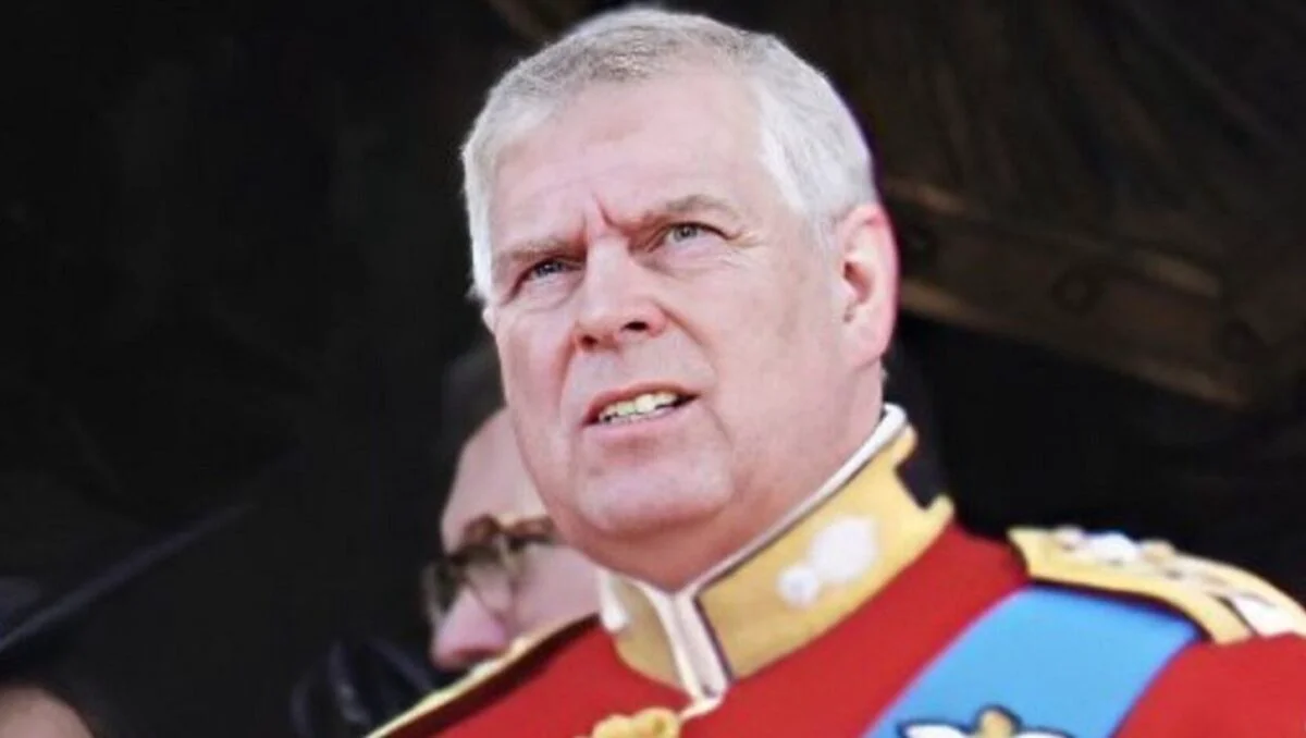 Prințul Andrew a fost arestat în Marea Britanie. Este implicat în dosarul Jeffrey Epstein. Regele Charles: Ceea ce urmează acum este un procedură completă, corectă și adecvată