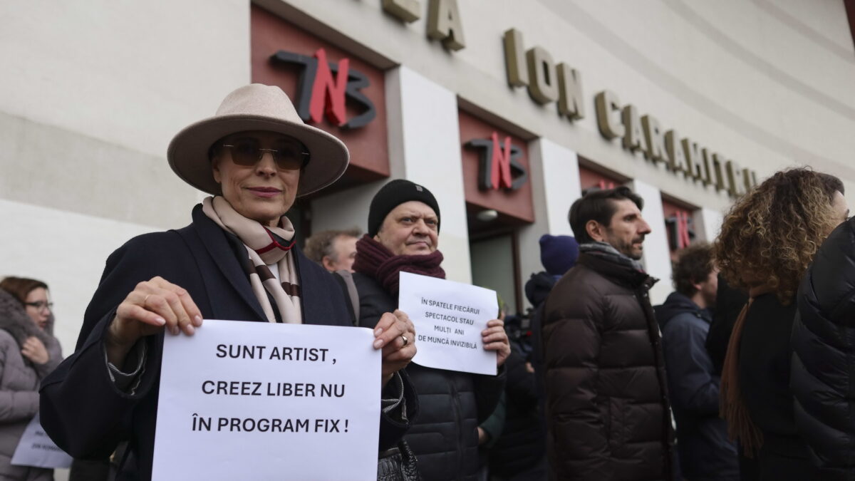 Actorii au blocat pontajul zilnic propus de Ministerul Culturii. Proiectul a fost suspendat după proteste