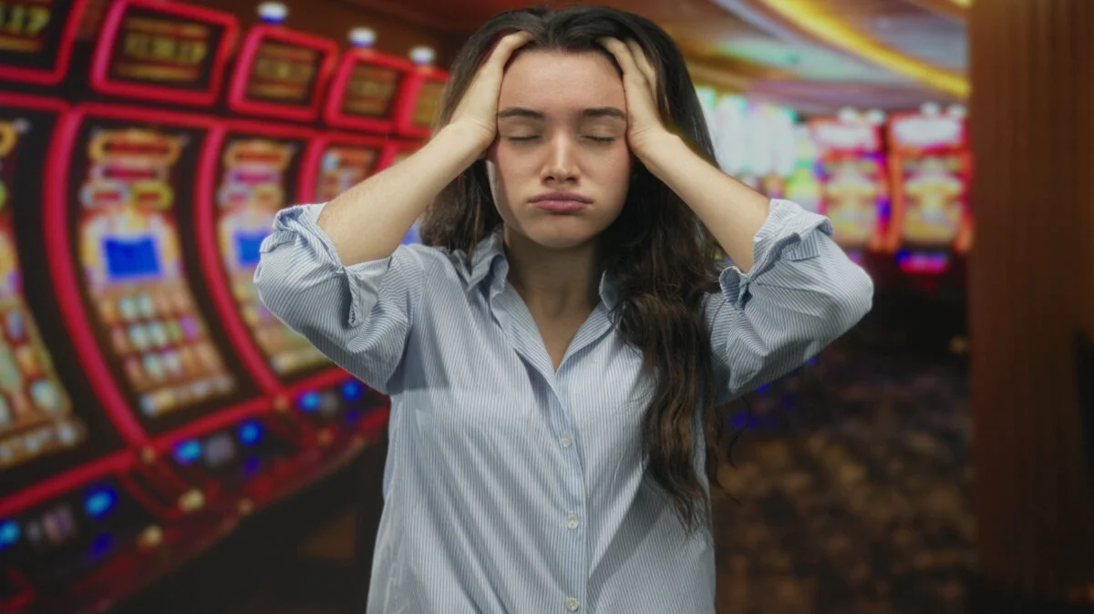 Dublă interdicție în România. Restricții noi pentru sălile și site-urile de jocuri de noroc. Lege votată în Senat