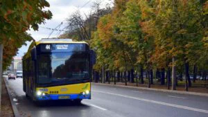 Bulevardul Castanilor din Ploiești, troleibuz al TCE Ploiești