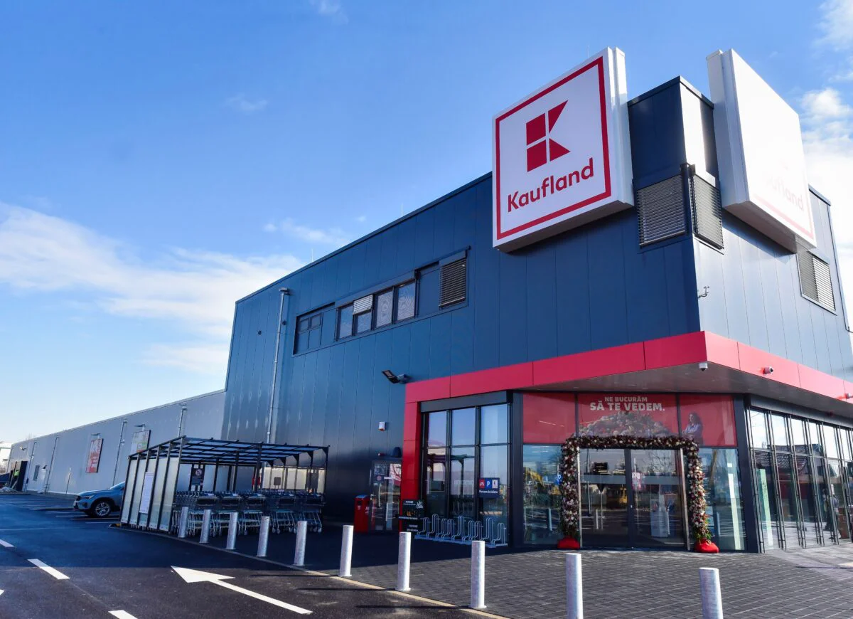 Kaufland anunță extinderea rețelei și deschide încă două magazine în România. Creează peste 140 de locuri de muncă