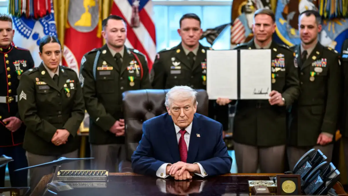 UPDATE Israelul anunţă că va intensifica atacurile asupra Iranului. Donald Trump: I-am distrus complet. Ei se roagă să încheie un acord